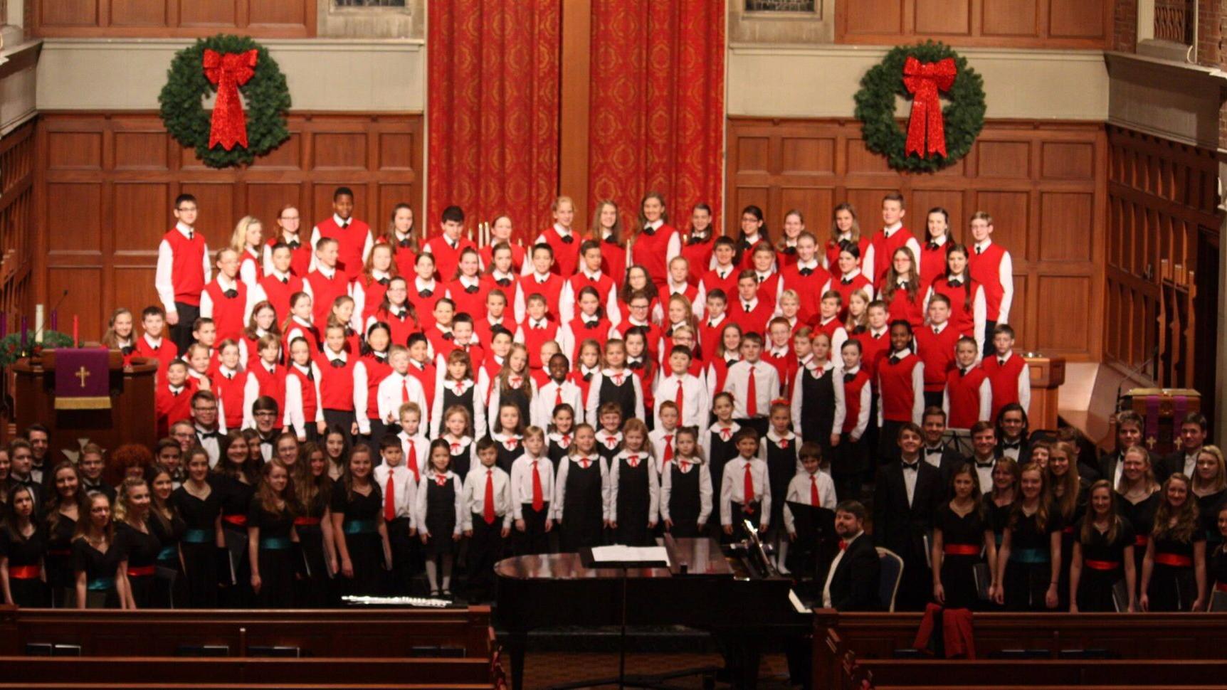 MECCA returns to live holiday performances